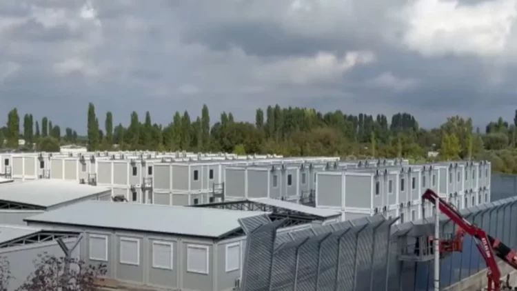 Kampet në Gjadër hapen në nëntor, vijon puna për ndërtimin e qendrës së pritjes së refugjatëve