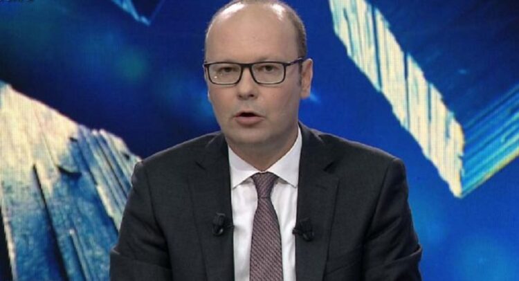 Kaso: Me urdhër të Ramës, socialistët grisën Kushtetutën për të mbrojtur Xhaçkën