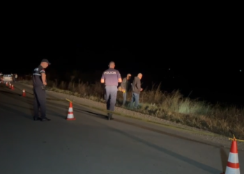 Aksident i rëndë në Korçë, makina përplas për vdekje kalimtarin