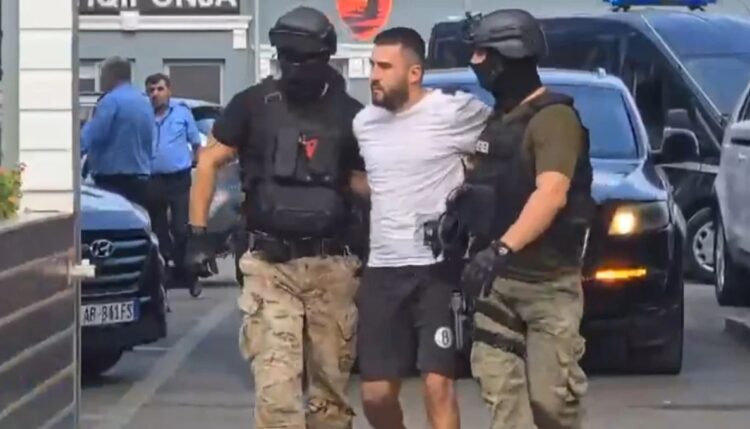 Akuzohet për vrasje dhe grup të strukturuar kriminal, arrest në burg për Marklen Hakën