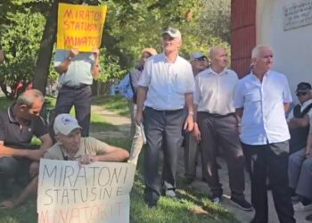 Minatorët protestojnë para Kuvendit: Rama na gënjeu për statusin e minatorit