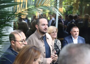 (VIDEO) Salianji nga burgu: Mbështes çdo formë proteste të kolegëve