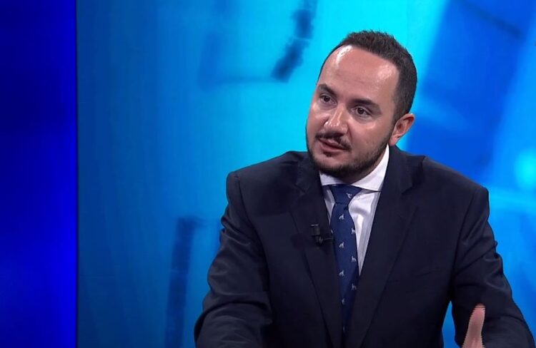 Salianji: Gjyqtarja Iliba Bezati, kunata e Ballukut, ish-ministri Xhafa e mbrojti nga shkarkimi