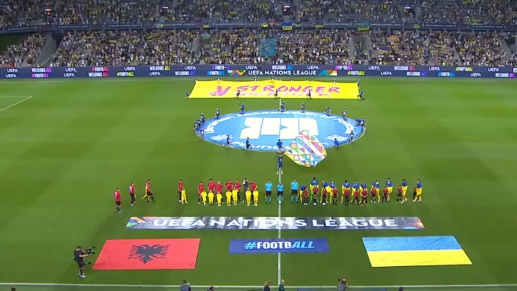 UKRAINË-SHQIPËRI/ Kuqezinjtë e Sylvinhos kërcënojnë në sulm, Laçi humb një rast goli