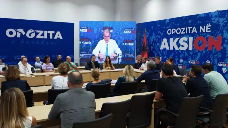 Kryesia e PD-së/ Ja cilët janë 12 drejtuesit politikë të qarqeve