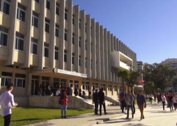 Vlora si Shkodra, rrezikojnë të mbyllen degët e Mësuesisë, plotësohet vetëm Infermieria