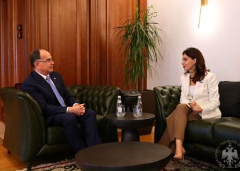 Zbardhet nisma e Spiropalit, kërkon t’i zgjasë me 3 vjet mandatin e Elsa Toskës, që dha dorëheqje nga Kushtetuesja