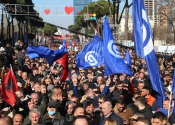 Protesta e opozitës më 29 tetor shtrihet në akset kryesore të vendit – Detajet