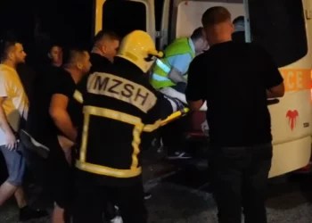 Vdekja e 25-vjeçarit në autobot, shefi i Zjarrfikësve: S’e nxorëm dot se kishte rrjedhje nafte