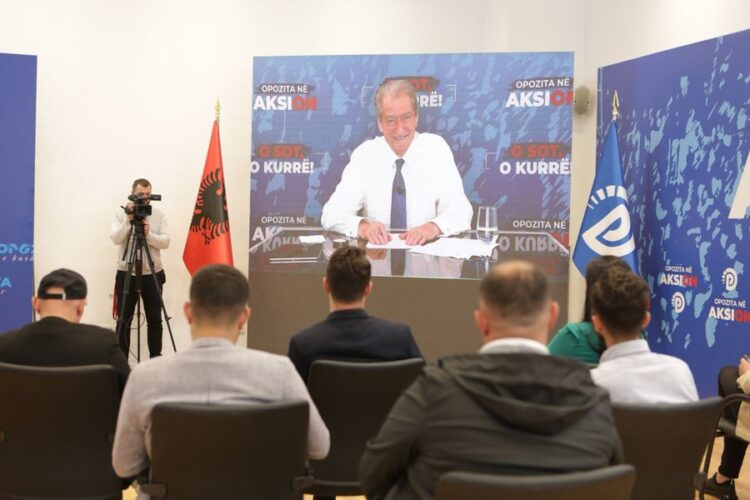 Berisha për buxhetin 2025: Mjafton për dyfishimin e rrogave e pensioneve, por do të jetë vjedhja më e madhe