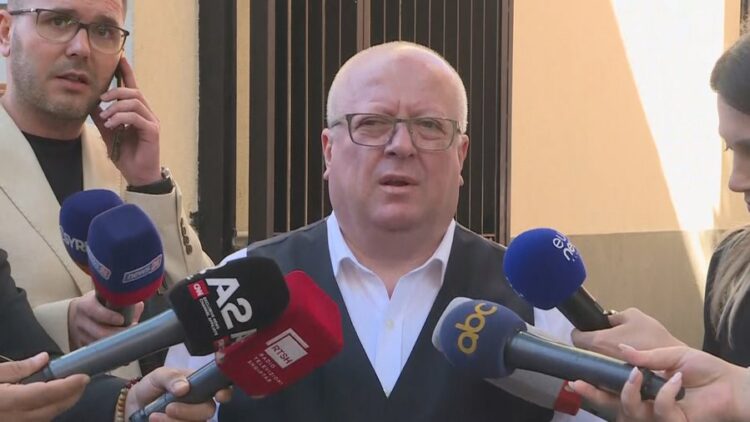 Gjokutaj takon Metën në qeli, zbulon porosinë që i la ish-Presidenti