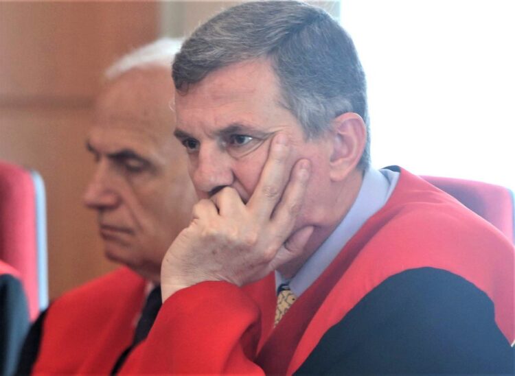 Shpallet fajtor ish-gjyqtari i Kushtetueses, Fatos Lulo/ Dënohet me punë në komunitet