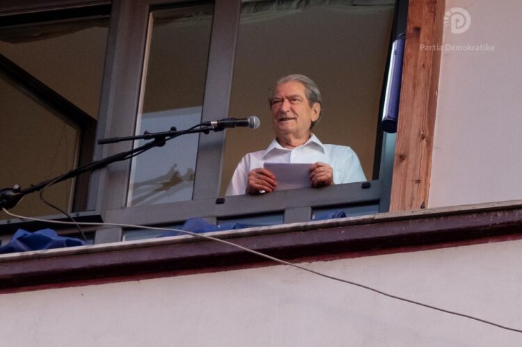 Përplasjet me Gardën/ Berisha: Shembulli i deputetëve opozitarë të frymëzojë çdo demokrat dhe shqiptar