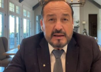 “Kujdes në tetor”/ Habit Pastori Akil Pano: Magjistarët mbledhin kongresin…