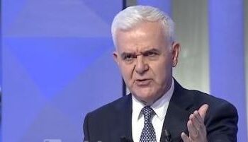 Hetues i komunizmit, Fatmir Xhafaj flet për të shkuarën e tij, historia e gruas që e ka rrahur në qeli