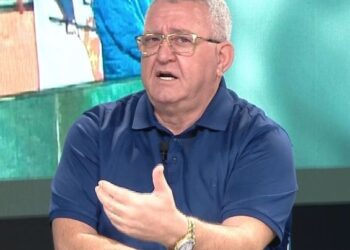 Skandali me flamujt/ Armand Duka: Veprim i ultrasve dhe jo i tifozëve çek! FSHF veproi në kohën e duhur