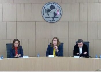 Vota e Diasporës, debate në KQZ mbi dokumentet e identifikimit