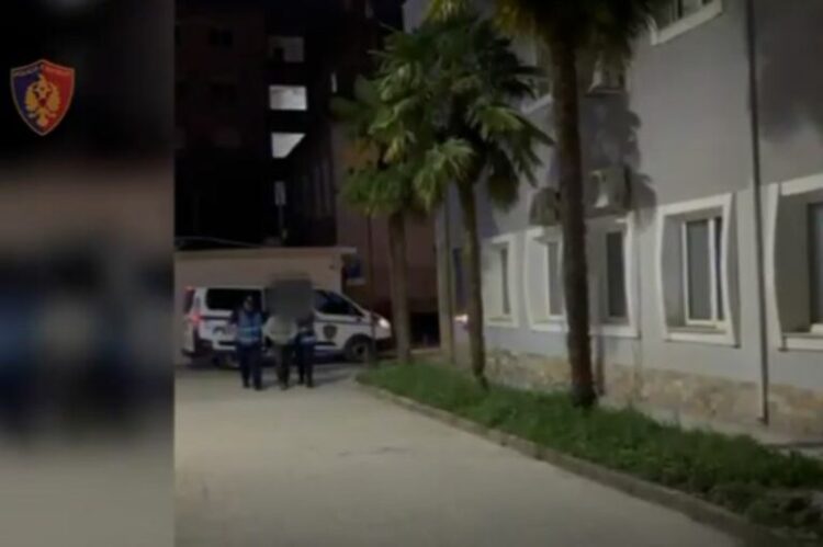 Arrestohet shpërndarësi i kokainës në Vlorë, iu gjetën 35 doza