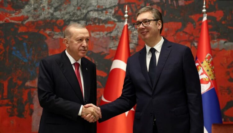 Erdogan takon Vuçiçin: Marrëdhëniet me Serbinë janë në kohë të artë