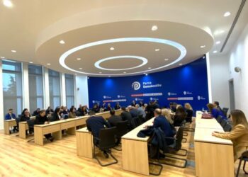 “Të mos ketë fjalime”/ Protesta e 7 tetorit, Noka e Bardhi u japin porositë kryetarëve të degëve