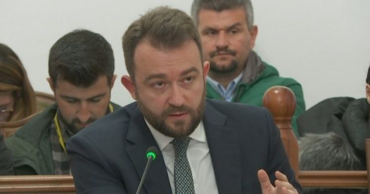 Dënohet me 2 vite burg ish-Sekretari i Ministrisë së Financave, Arlind Gjokutaj