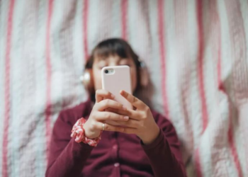 TikTok paditet për ‘ndikim negativ’ të shëndetit mendor të adoleshentëve