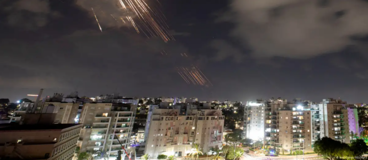 Iran-Izrael/ Si shtetet bashkëpunuese u bënë armiq