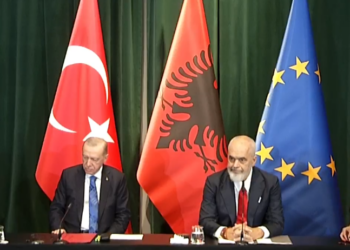 Erdogan nga Tirana: Shpresoj të vazhdojmë luftën kundër gylenistëve