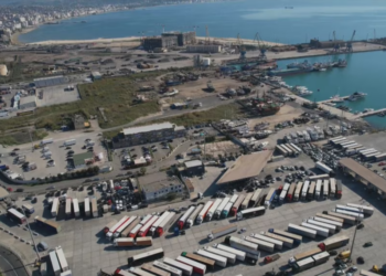 VOA: Rikthehen në Shqipëri kontejnerët me pluhur helmues që shkaktojnë kancer