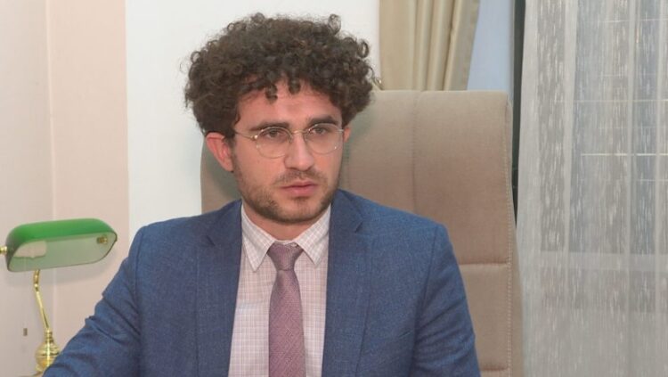 Ministri i Brendshëm firmos një tjetër shkarkim, largohet drejtori i Gjendjes Civile