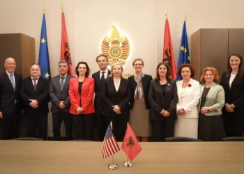 “Kushtetuesja” në prag të vendimit për Berishën, Ambasada e SHBA: Një GJK e pavarur garanton drejtësinë