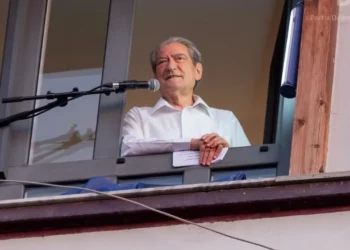 “Lironi vëllezërit”, Berisha thirrje për protestuesit e ndaluar: Jemi pranë tyre në çdo minutë