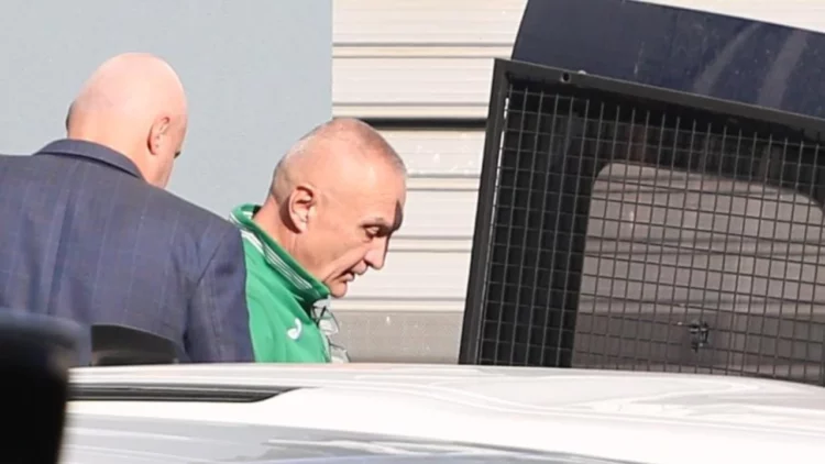 Meta në paraburgim, ja personi i parë që e vizitoi në qeli