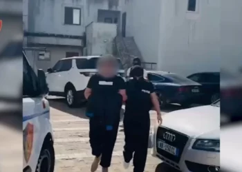 E akuzuar për trafik droge në Itali, arrestohet në Durrës 45-vjeçarja (Emri)