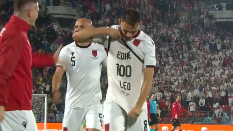 Asllani: Këtë bluzë do ta mbaj gjithmonë, se erdhi goli