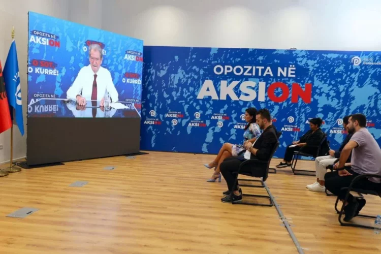 “Mbyllni qepenat dhe zbrisni në shesh”, Berisha njofton datën e protestës për “paralizimin e regjimit”