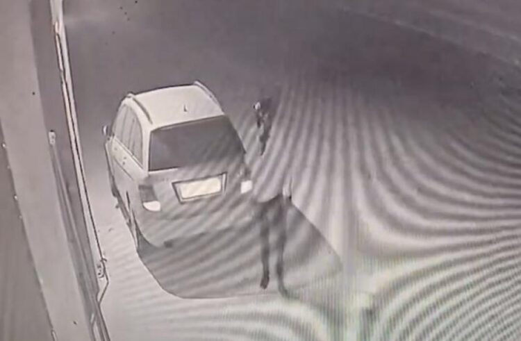 Ishte e parkuar në servis, vidhet automjeti në Kavajë