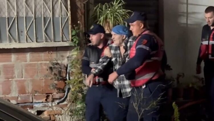 Tentoi të digjte prindërit e tij se nuk i dhanë 10 mijë lekë, gjykata vendos shtrim në spital psikiatrik për 42-vjeçarin