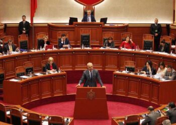 “Një epokë e re”/ Si mburrej Rama me ligjin për të cilin u arrestua Meta