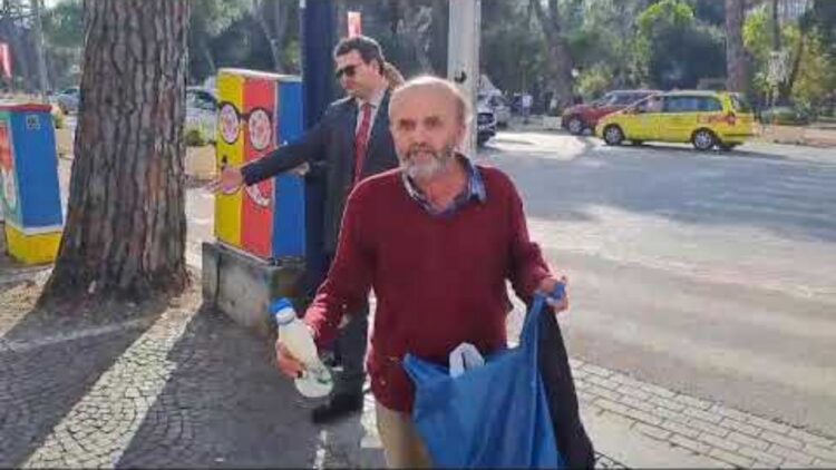 Po dilte nga Kuvendi, Beleri goditet me vezë dhe kos nga një qytetar