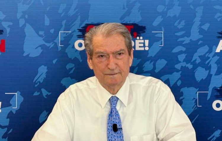 “Ofendim që kreu i KMSH nuk ftohet në ceremoni”, Berisha: Xhaminë e Namazgjasë e nisëm ne në 2013