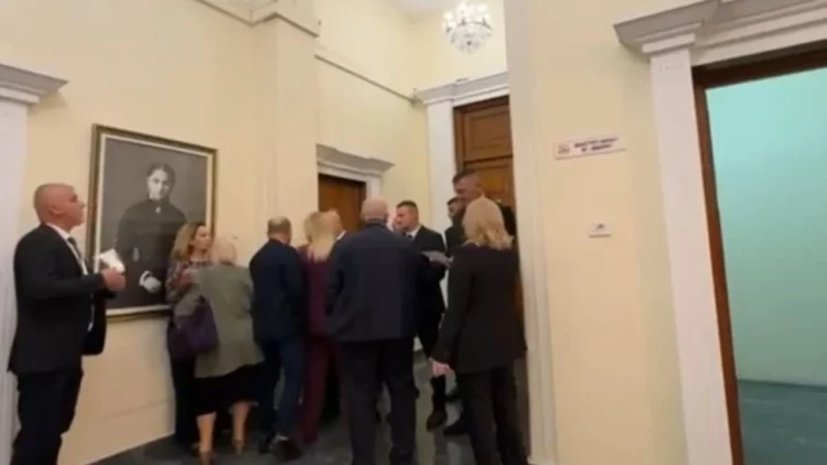 U shty nga Xhelal Mziu, reagon Milva Ekonomi: Isha pjesë e situatës konfrontuese…