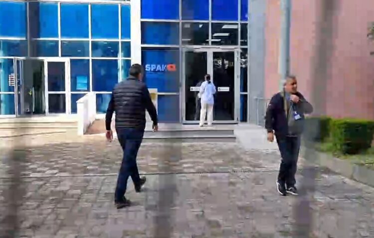 Deputeti i Partisë Demokratike, Isuf Çela paraqitet në SPAK