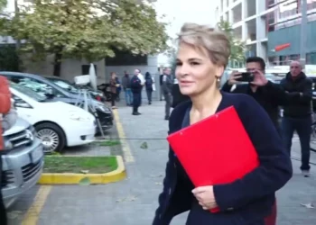 Monika Kryemadhi: Ligjërisht jam person nën hetim, SPAK nuk mund të komunikojë akuza