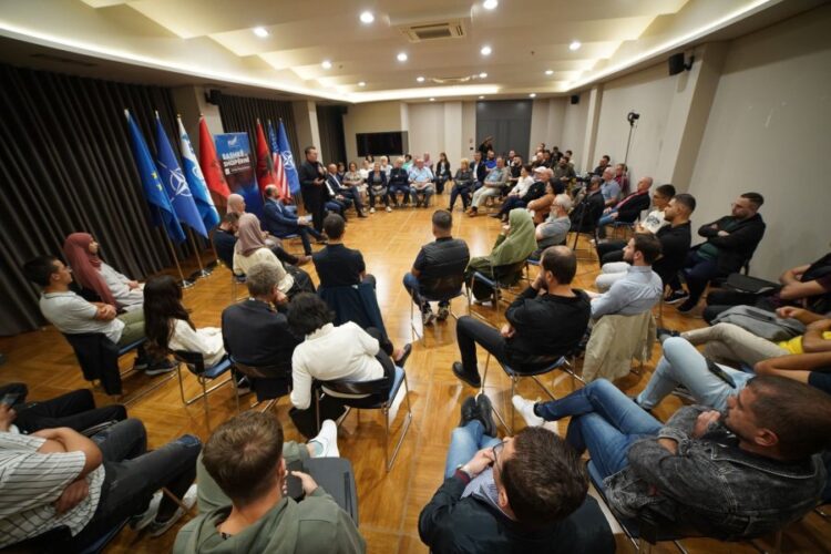 Mediu në Elbasan: Grupet e drogës po dominojnë edhe pushtetin, të mos heshtim