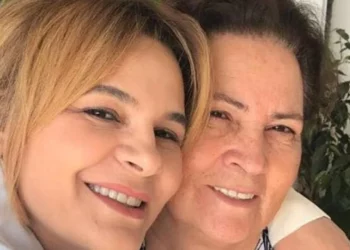 SPAK: Biznesmeni Gentian Sula i dha cash nënës së Monika Kryemadhit, futën në bankë 846 mijë euro