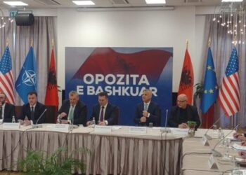 Nga aksioni politik te protesta e 7 tetorit, PD mbledh “Federatën e Opozitës