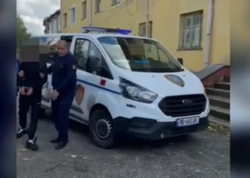 Përndoqi për 1 muaj një minorene, arrestohet 47-vjeçari në Pukë