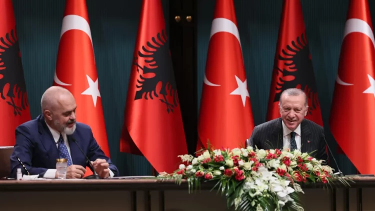 Zbardhet agjenda e plotë e vizitës së Erdogan në Tiranë