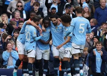 Fitore e stërvuajtur, Mançester Siti dhe Arsenali ndjekin pas Liverpulin (VIDEO)